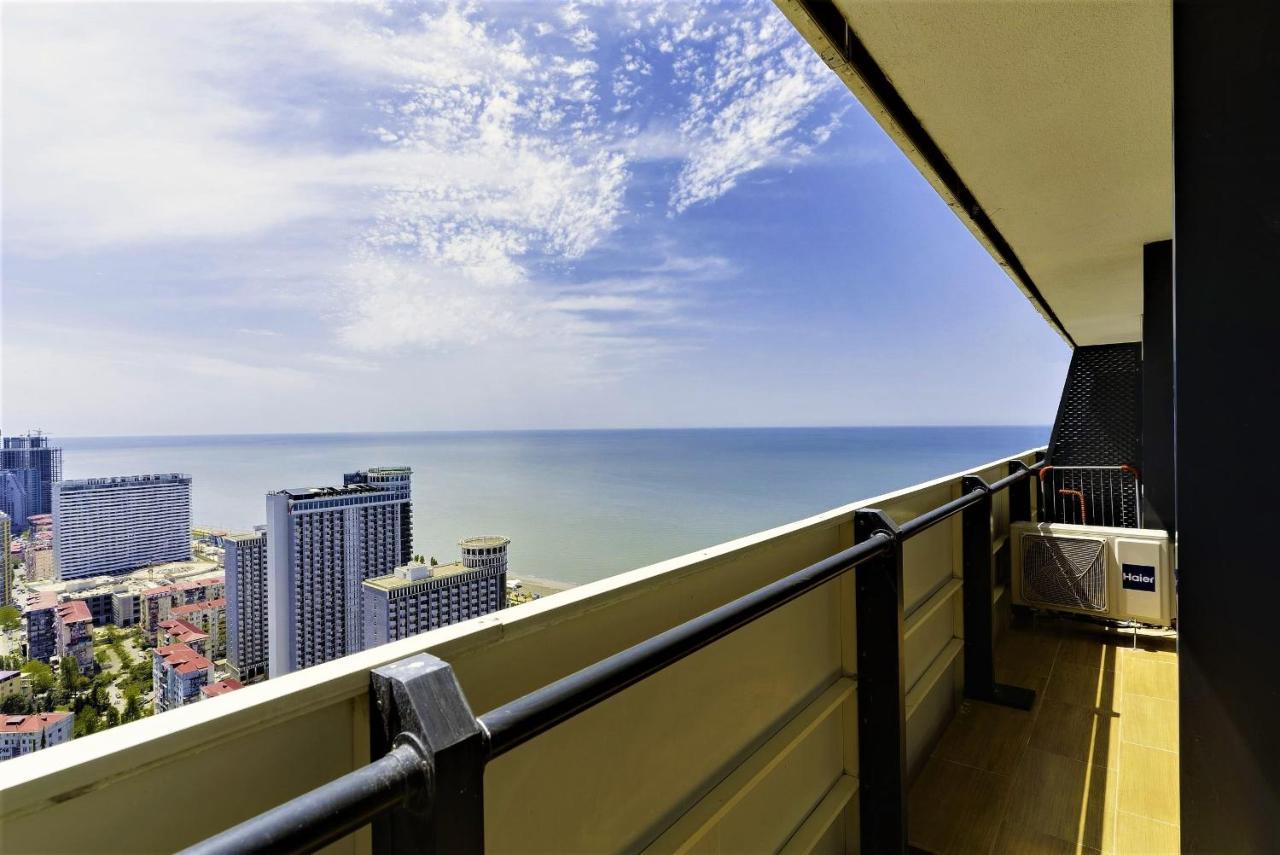 Orbi City Sea Side & Sea View Apartments Batumi Exterior foto